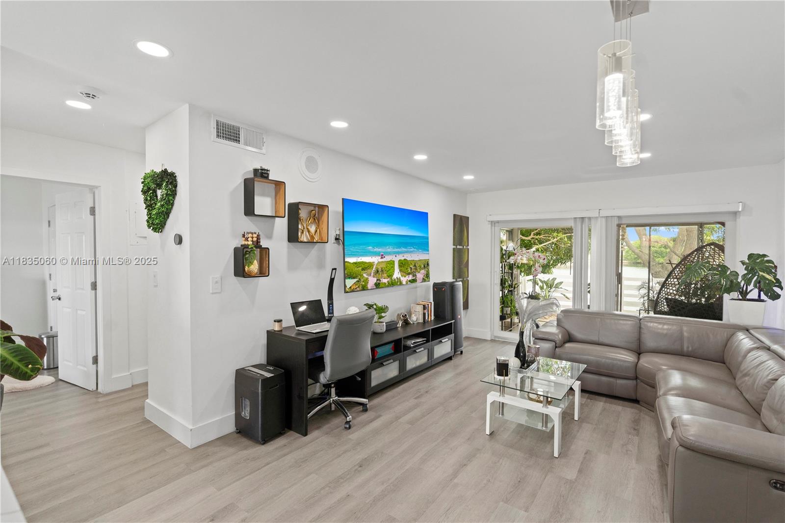 2418 NW 52nd St
