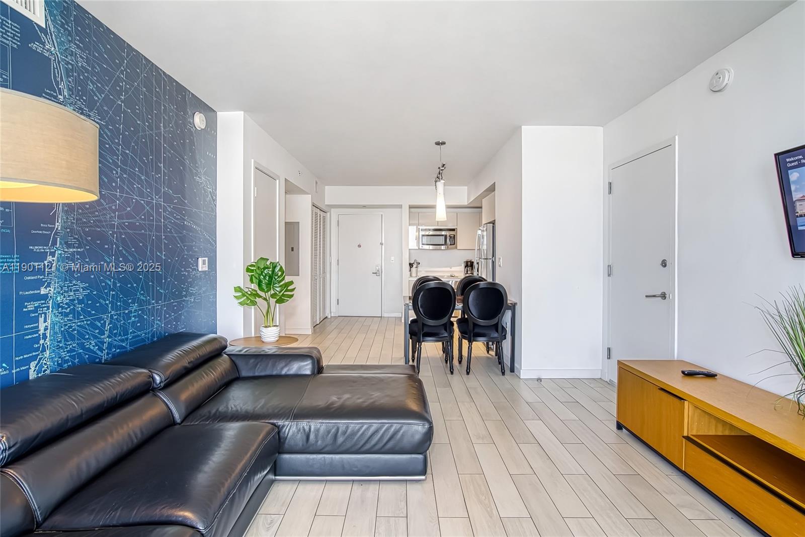 BEACHWALK CONDOMINIUM - Residential Lease