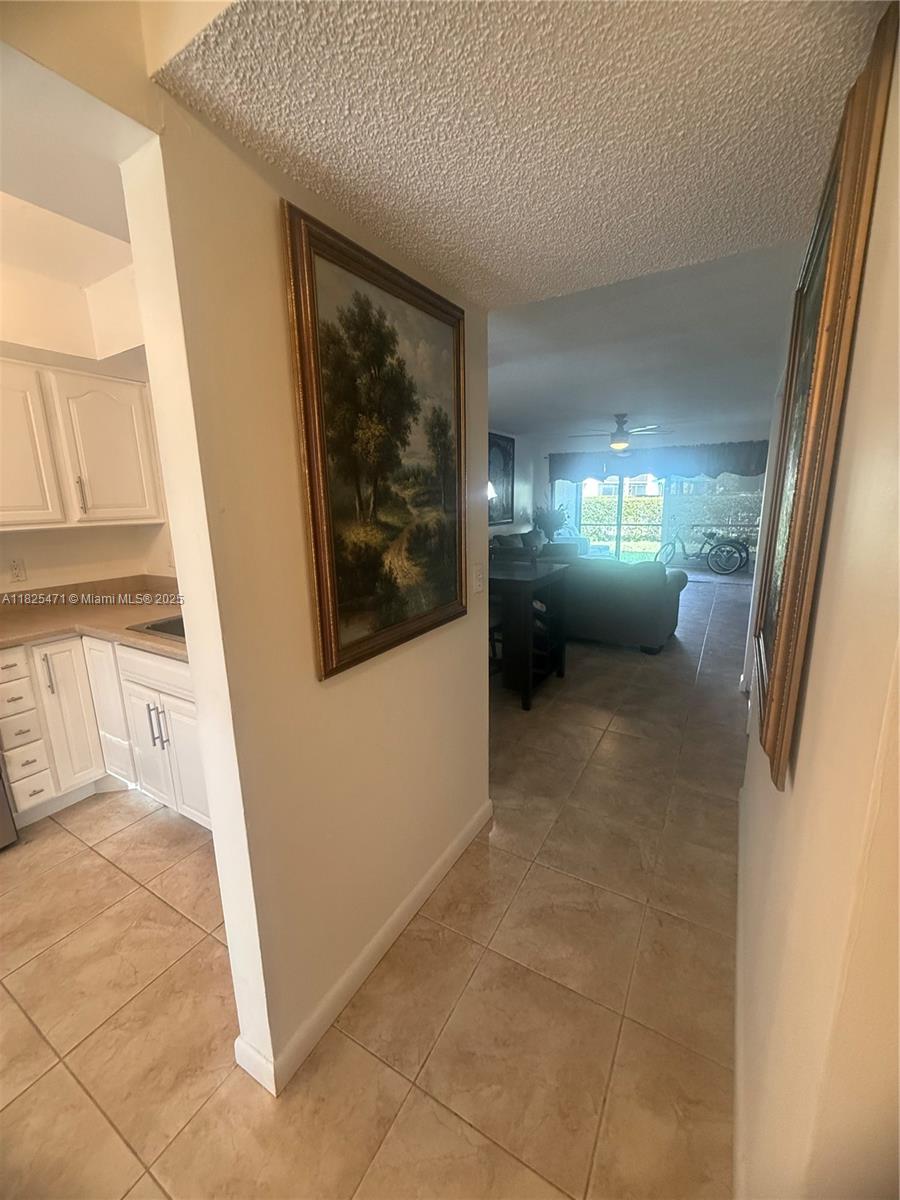 2371 SW 15th St 101