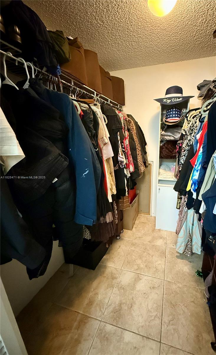 MEADOWRIDGE CONDO - Residential