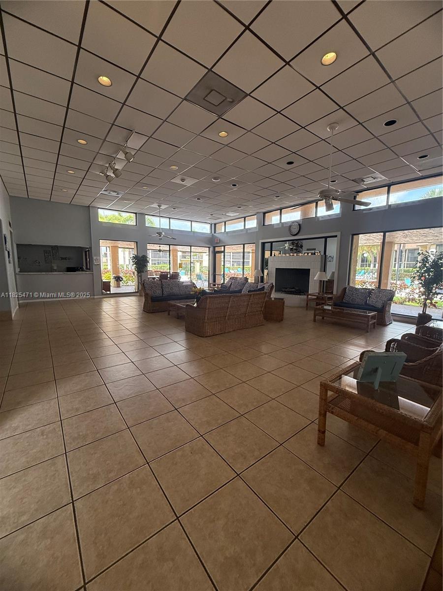 MEADOWRIDGE CONDO - Residential