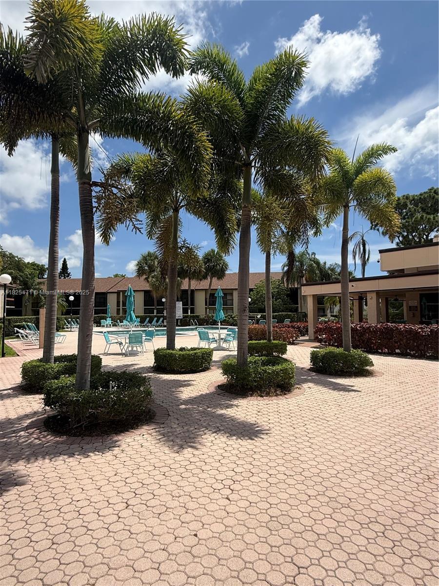 MEADOWRIDGE CONDO - Residential