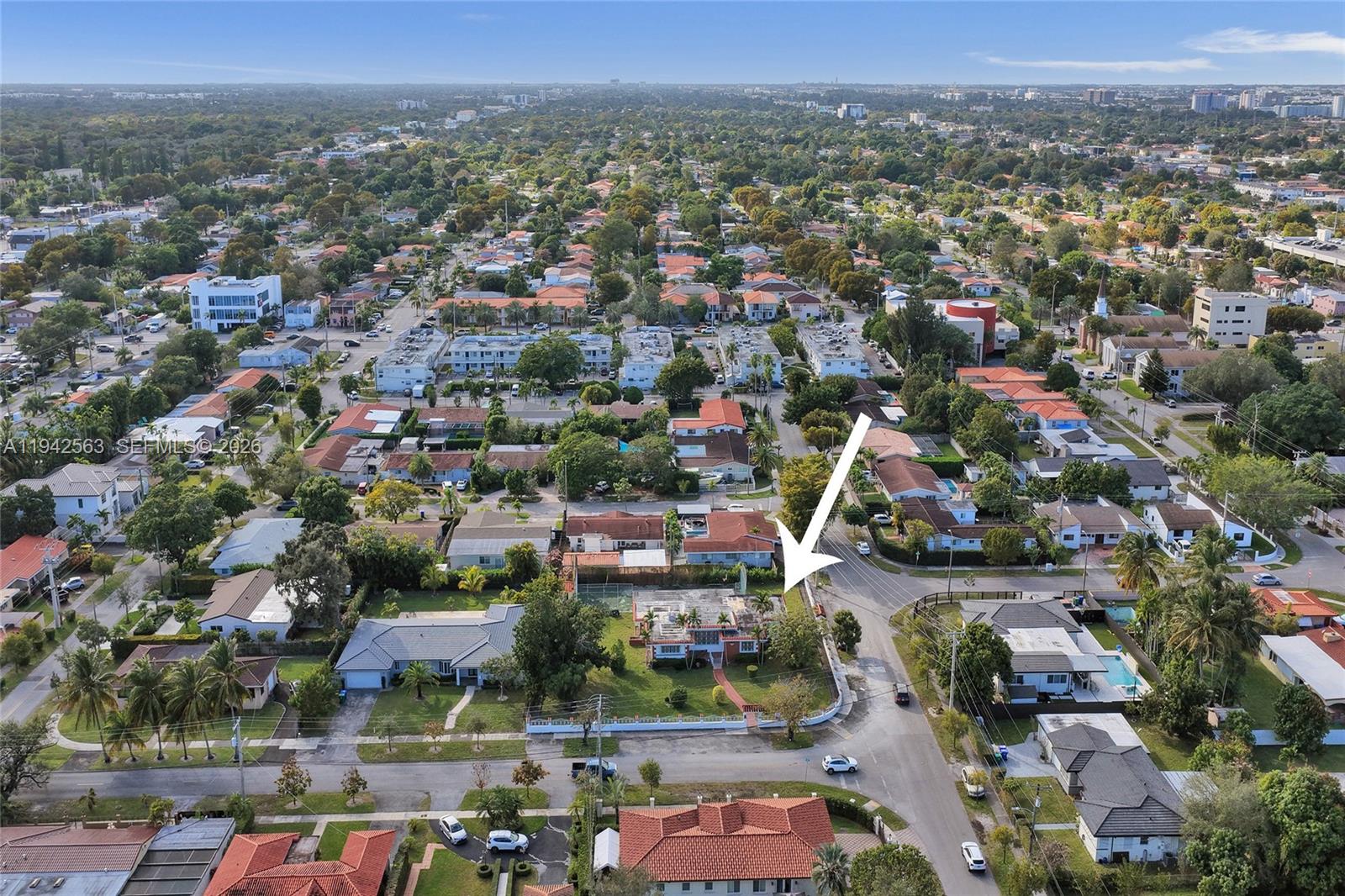 FLOYDS GROVES ESTATES - Land