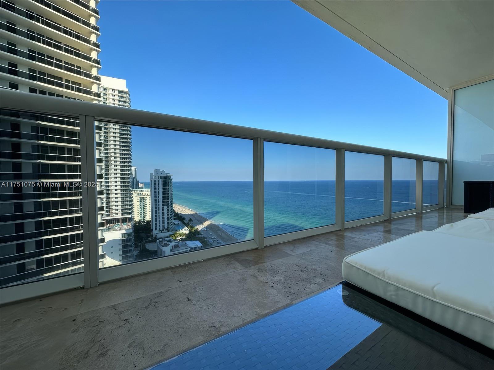1830 S Ocean Dr 2510, Hallandale Beach, Broward County, Florida - 1 Bedrooms  
2 Bathrooms - 