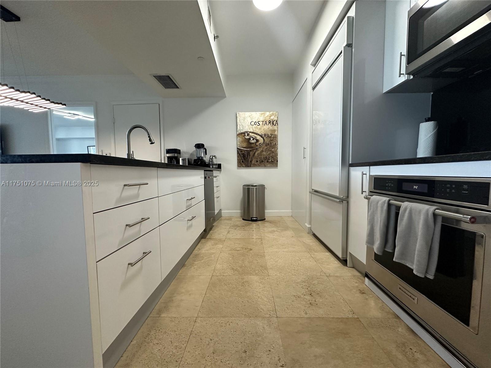 BEACH CLUB TWO CONDO - Residential