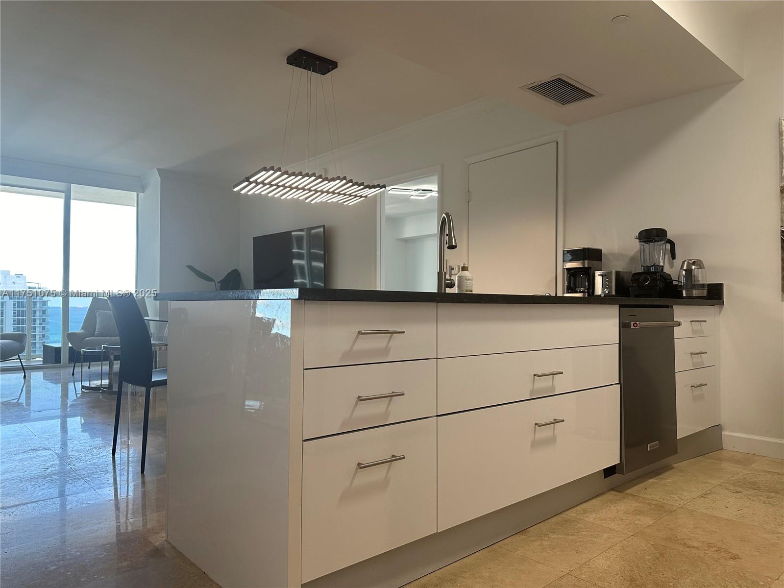 1830 S Ocean Dr 2510