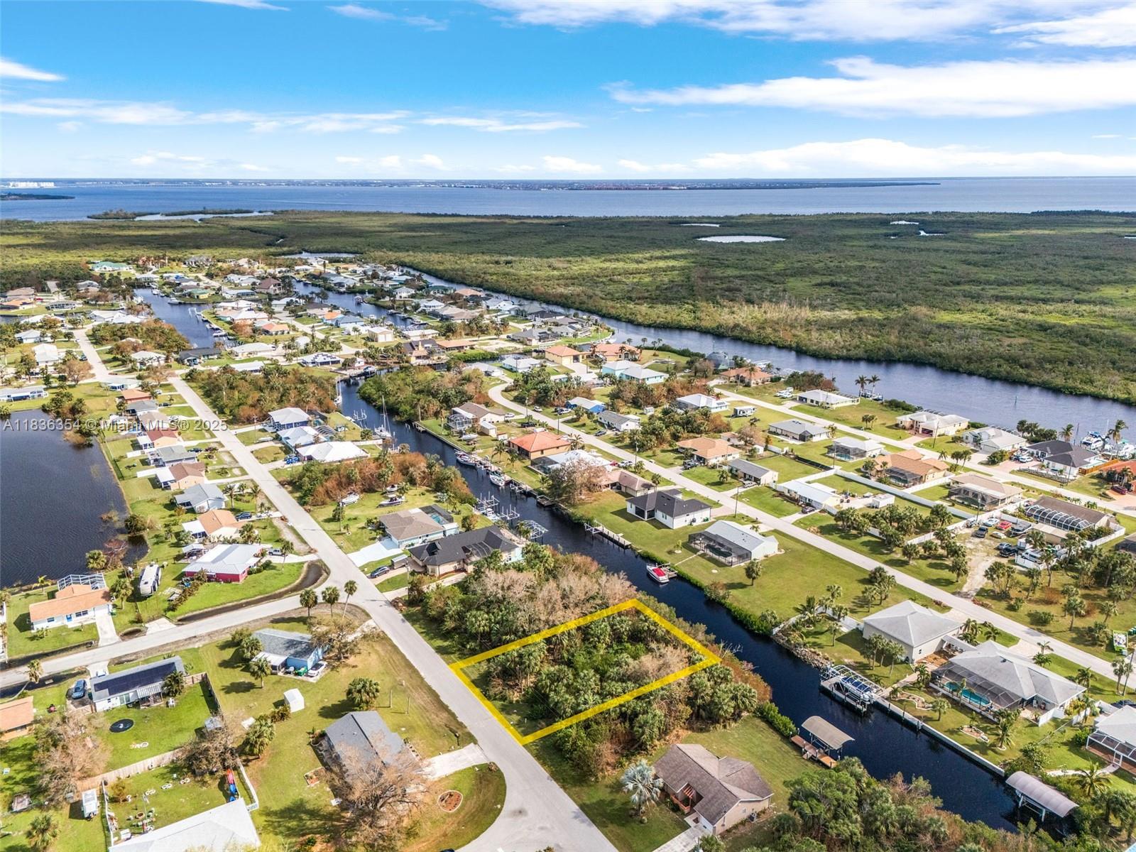 Port Charlotte Sec 079 - Land