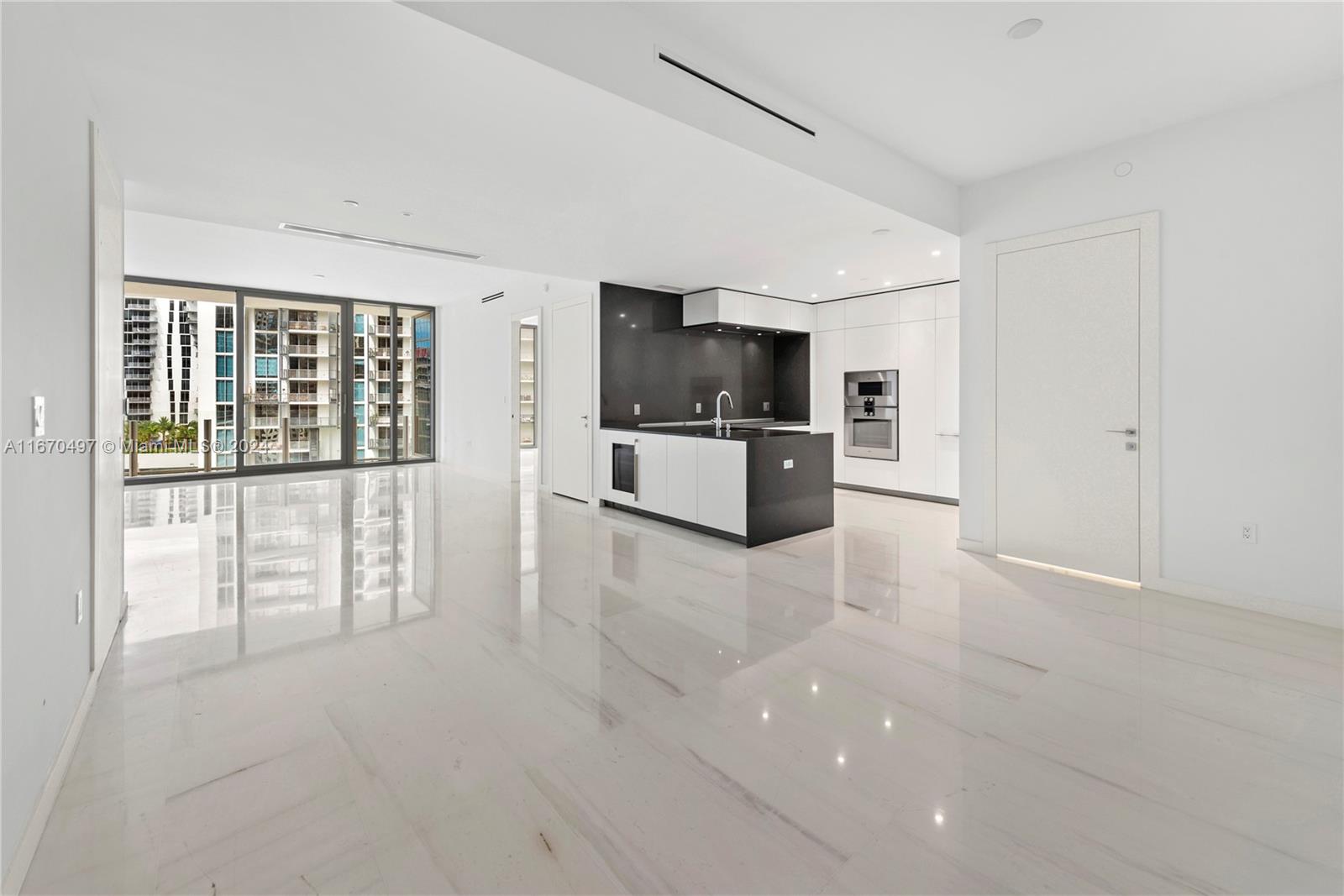 300 Biscayne Blvd Way 1809