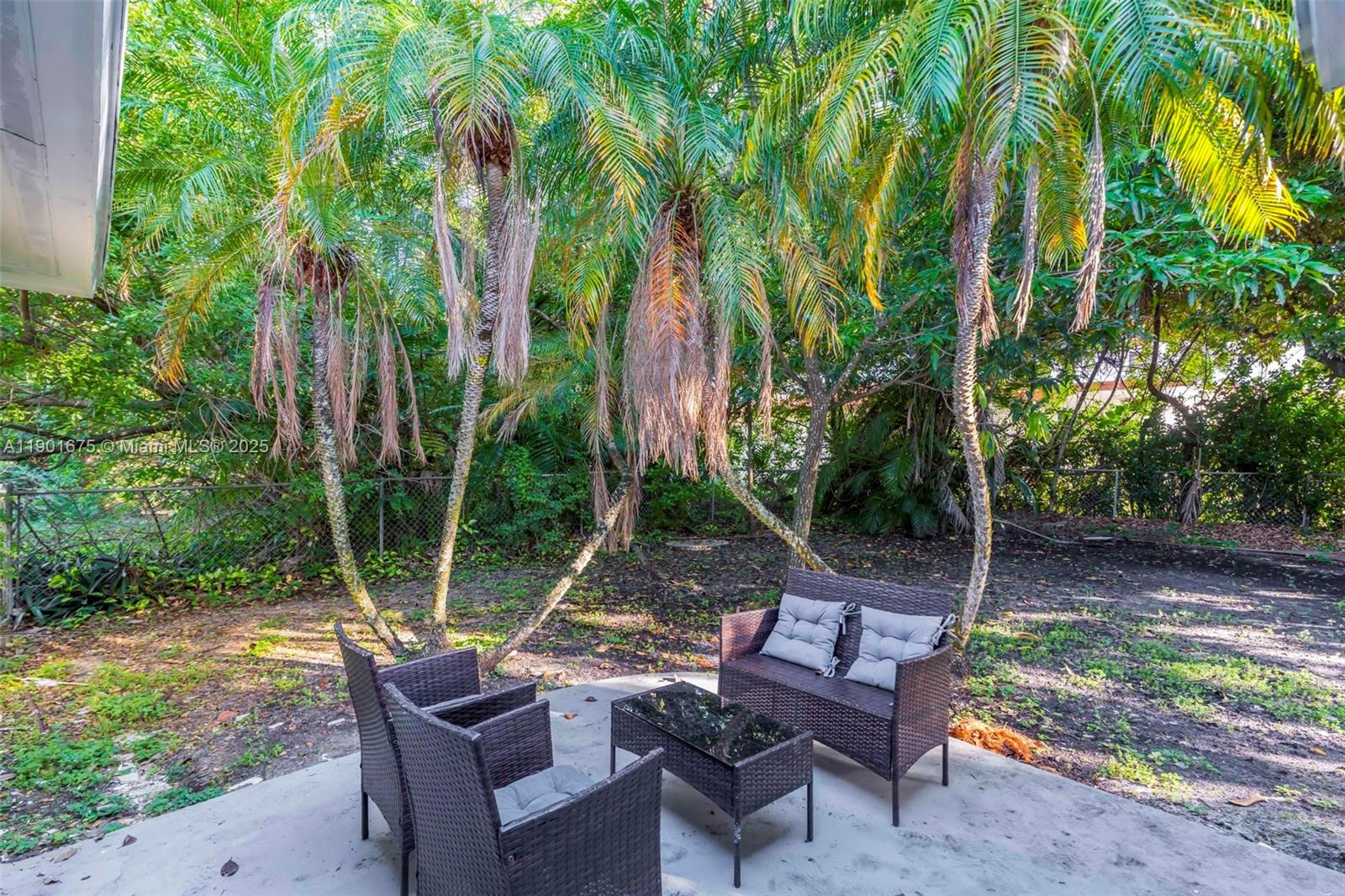 POINCIANA PK AMEN PL BLKS - Residential Lease