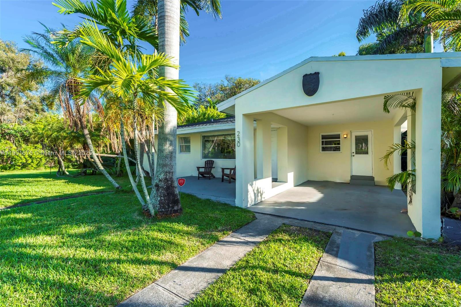 POINCIANA PK AMEN PL BLKS - Residential Lease