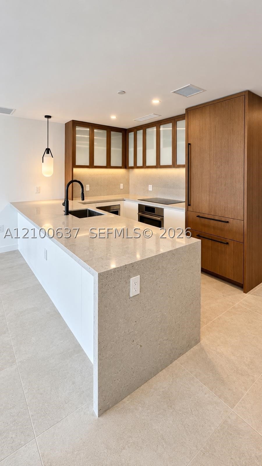 2200 Brickell Ave 316