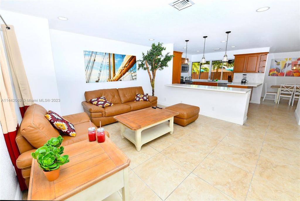 Photo of 2001 NE 62nd St, Fort Lauderdale, FL 33308 (MLS # A11442069)