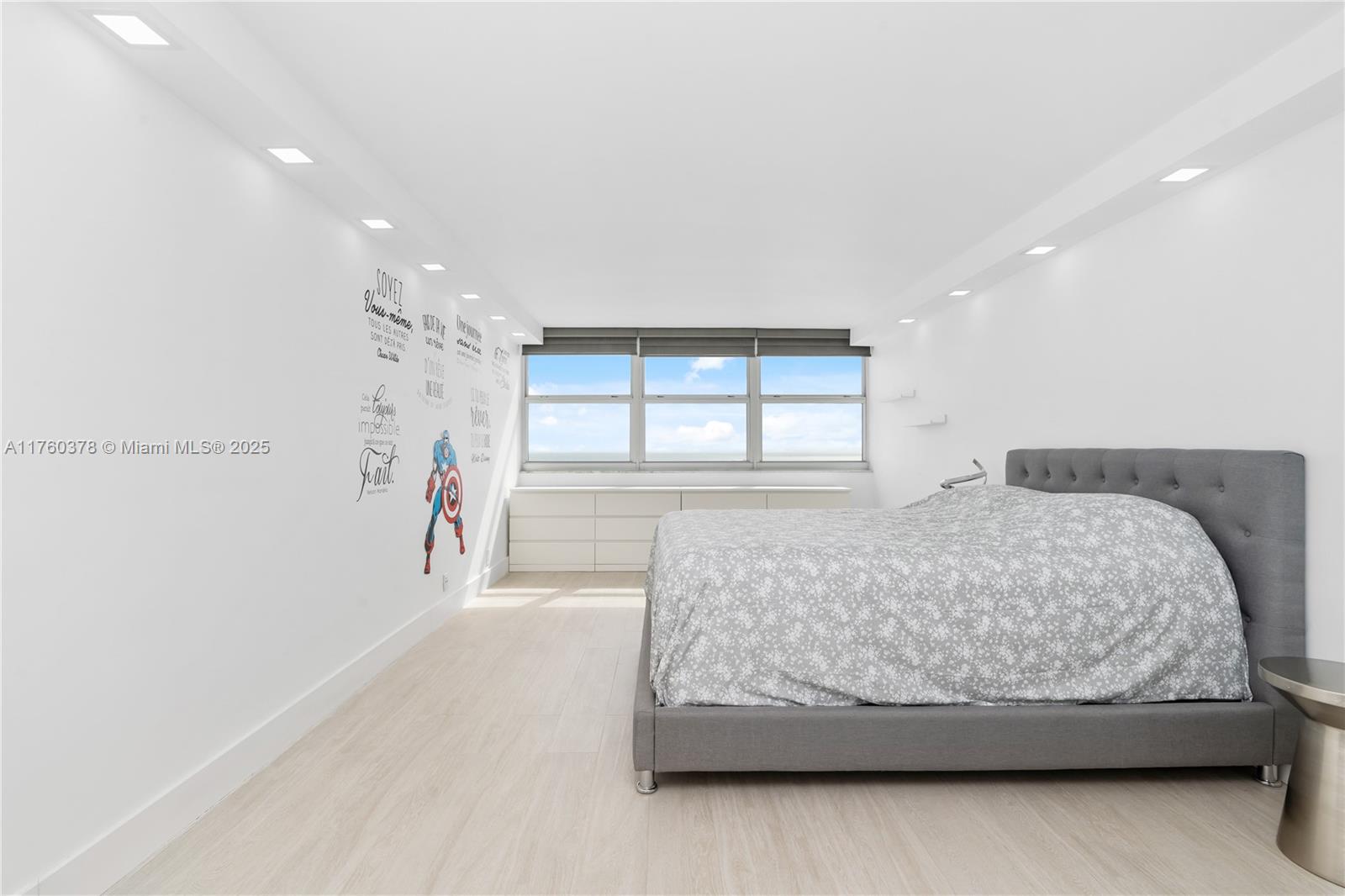 LA MER ESTATES SOUTH COND - Residential Lease