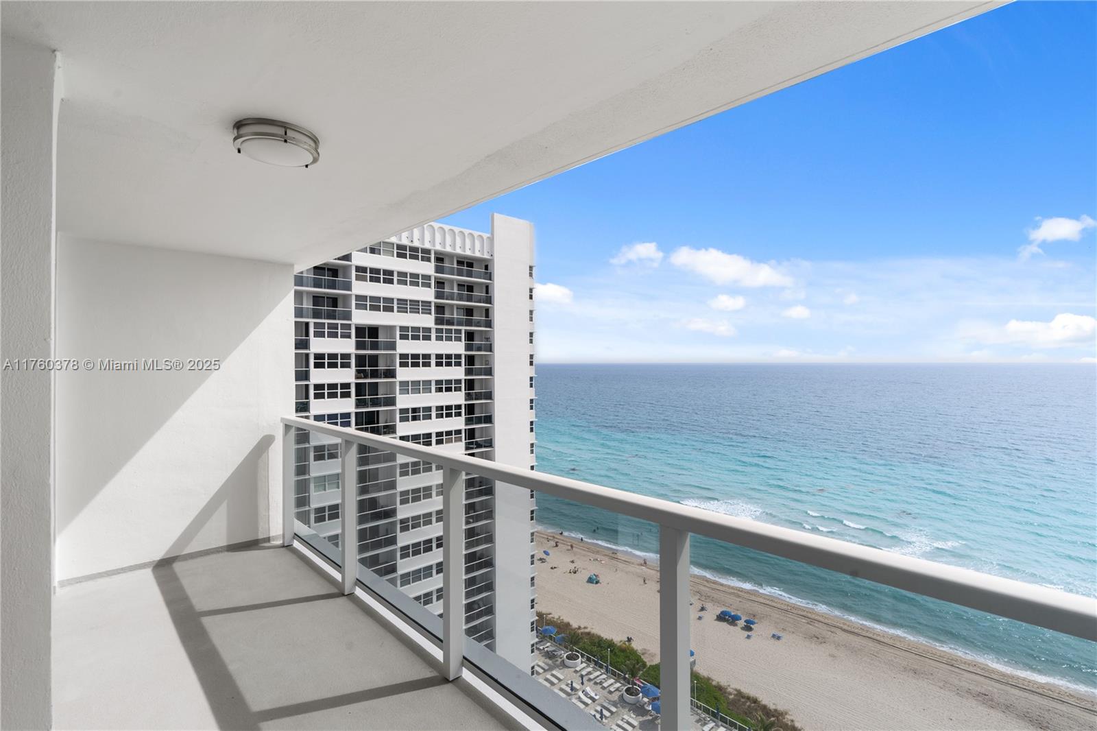 LA MER ESTATES SOUTH COND - Residential Lease