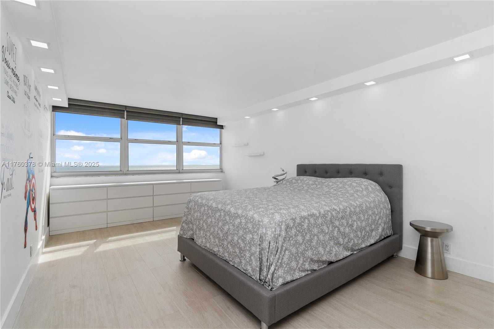 LA MER ESTATES SOUTH COND - Residential Lease