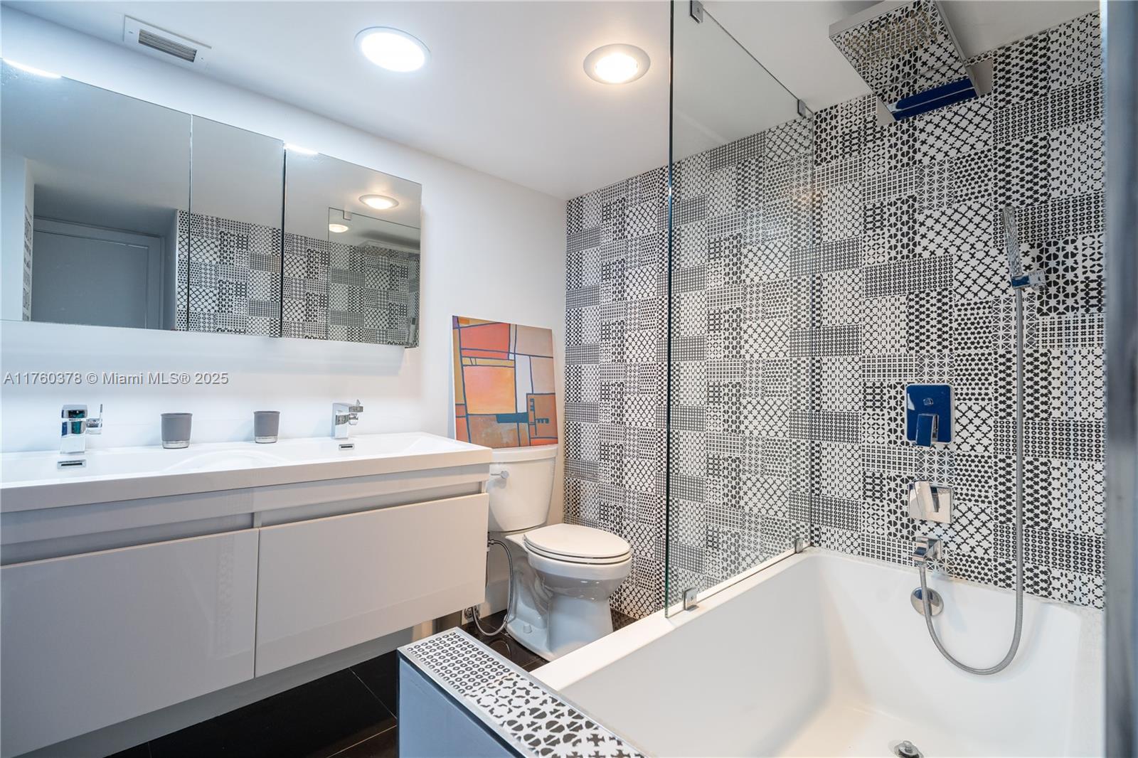 LA MER ESTATES SOUTH COND - Residential Lease