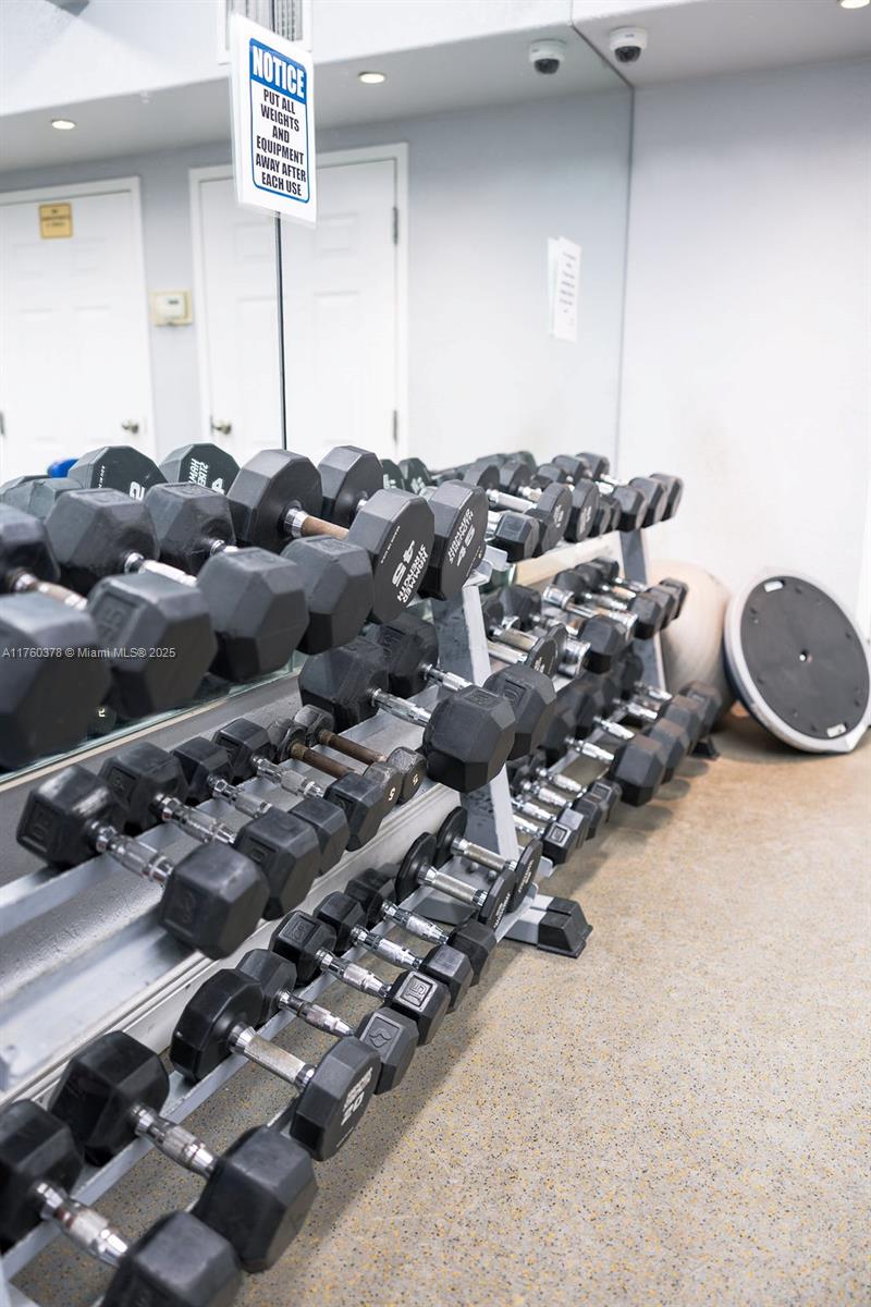 LA MER ESTATES SOUTH COND - Residential Lease