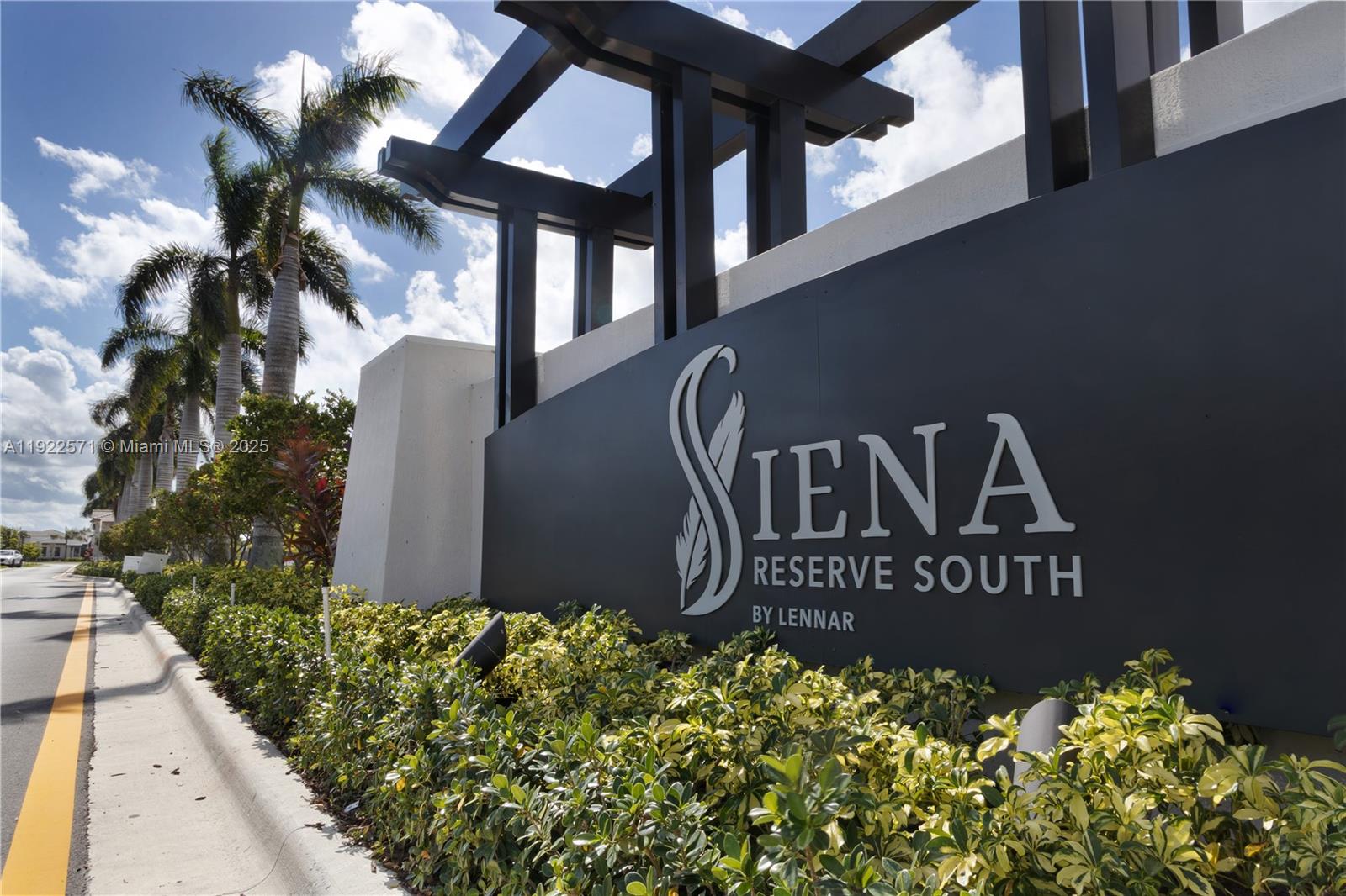 KENDALL ASSEMBLAGE SOUTH - Residential