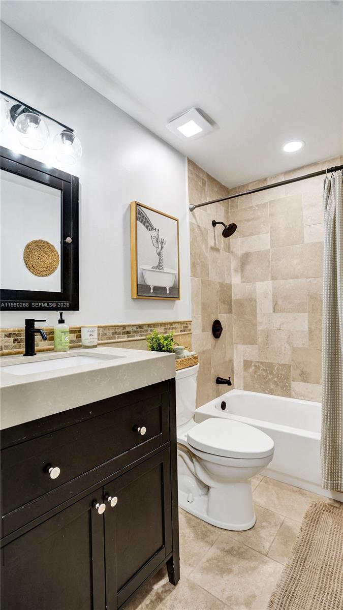 FOREST LAKE - Residential