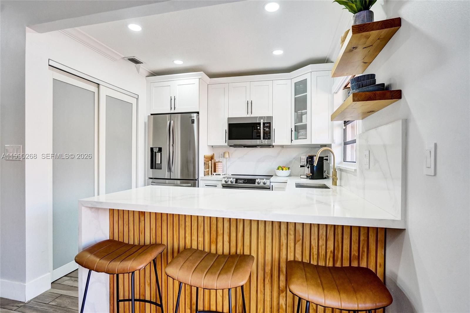 FOREST LAKE - Residential