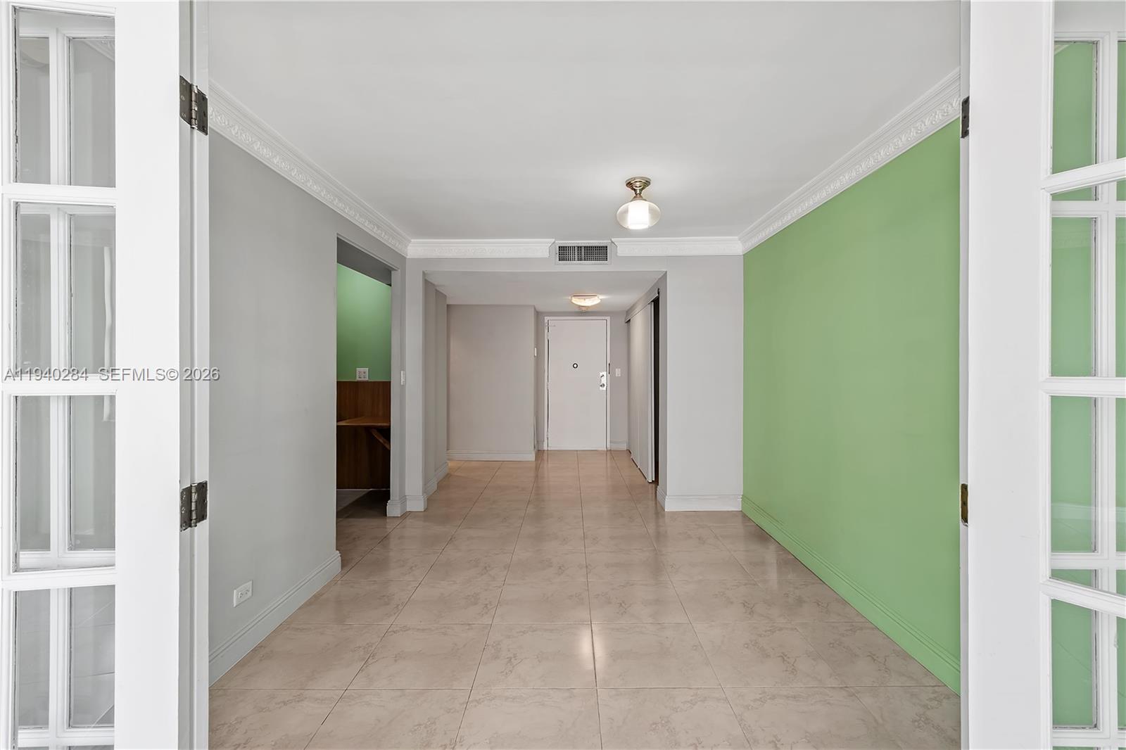 WINSTON TOWERS 100 CONDO - Residential