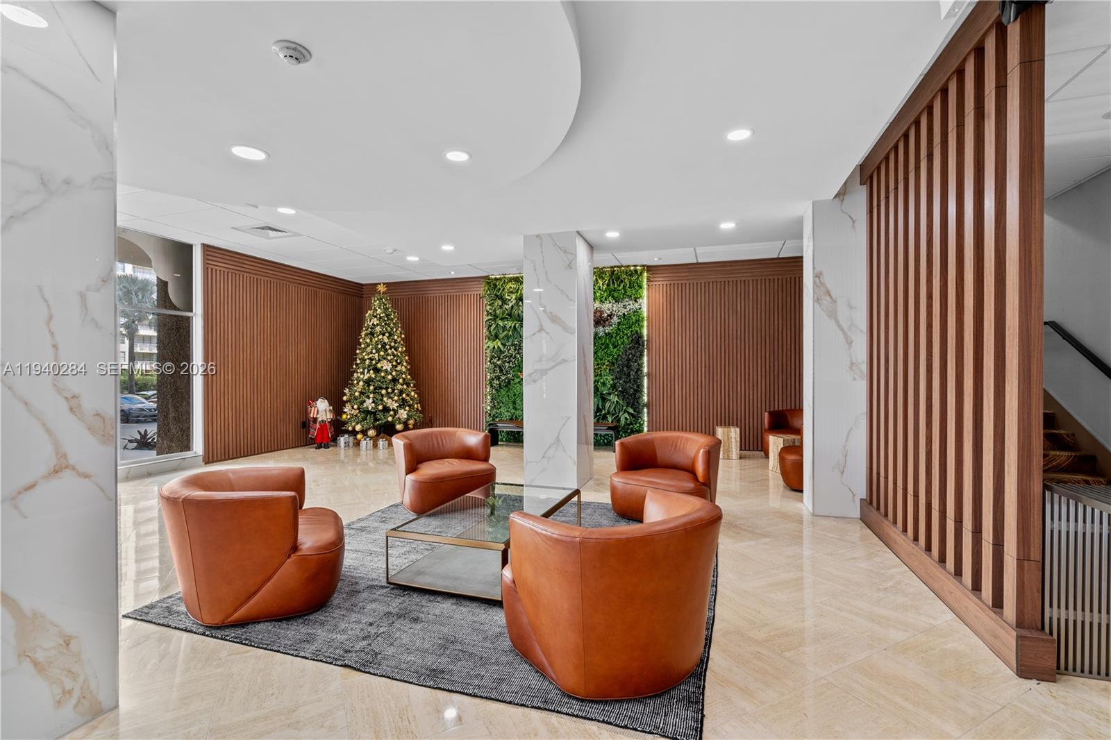 WINSTON TOWERS 100 CONDO - Residential