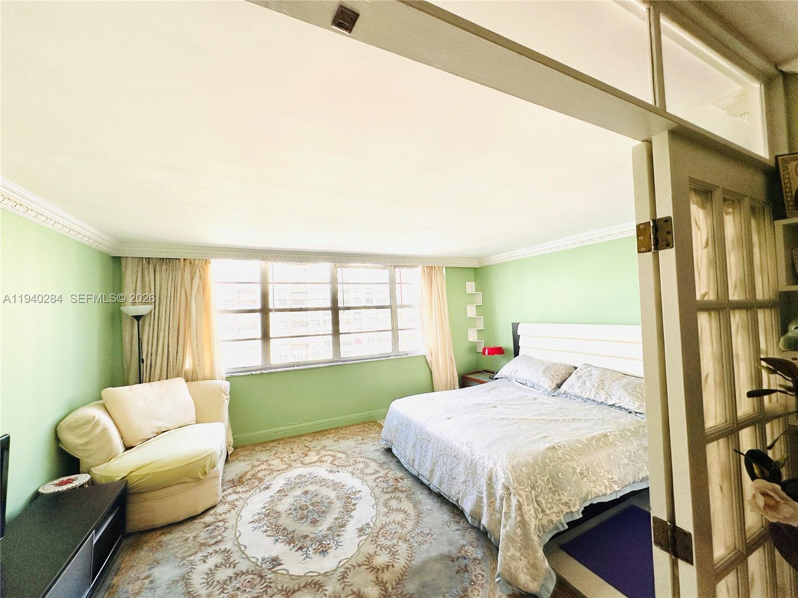 WINSTON TOWERS 100 CONDO - Residential