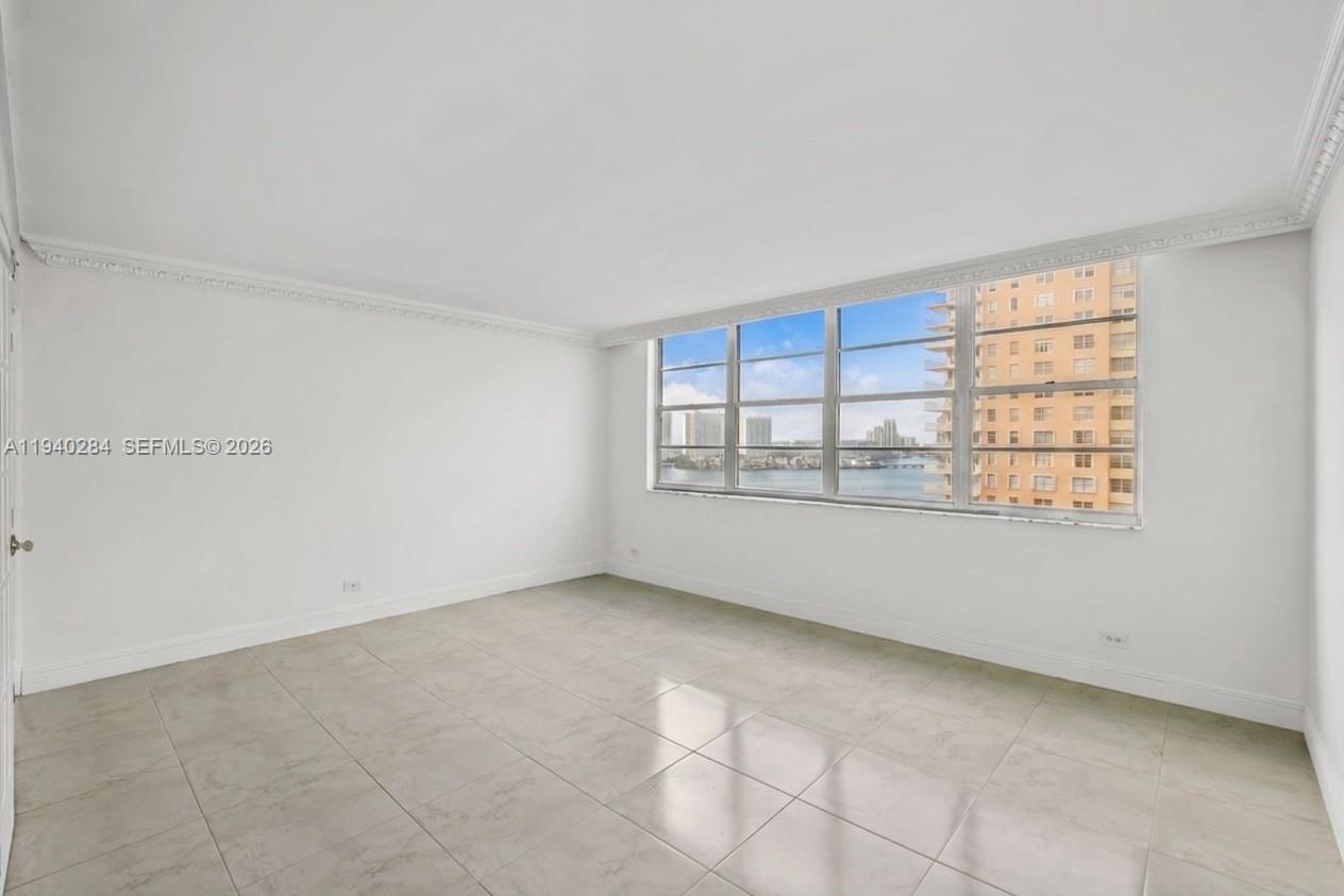 250 174th St 1510