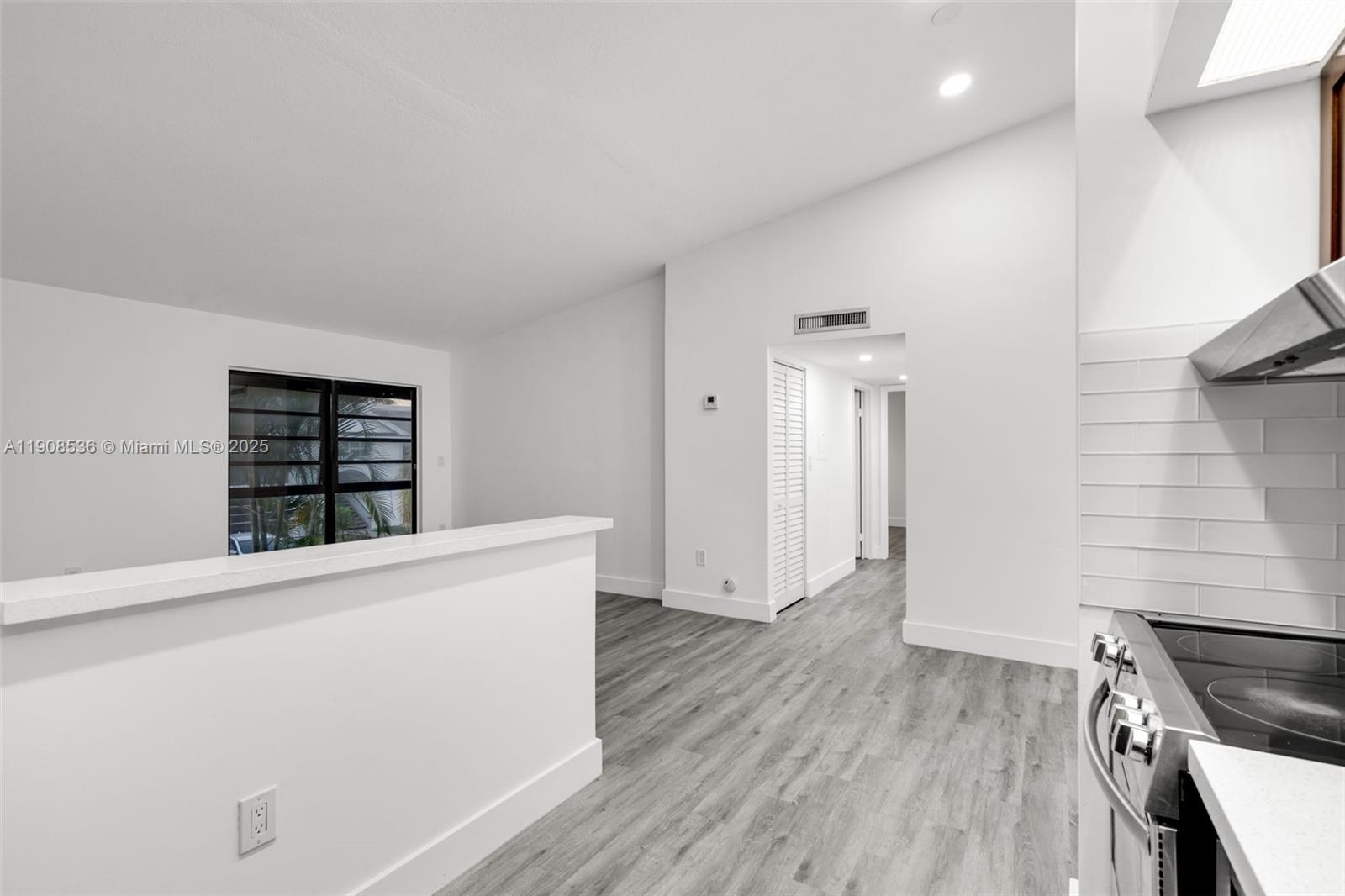 COUNTRYSIDE VILLAGE CONDO - Residential Lease