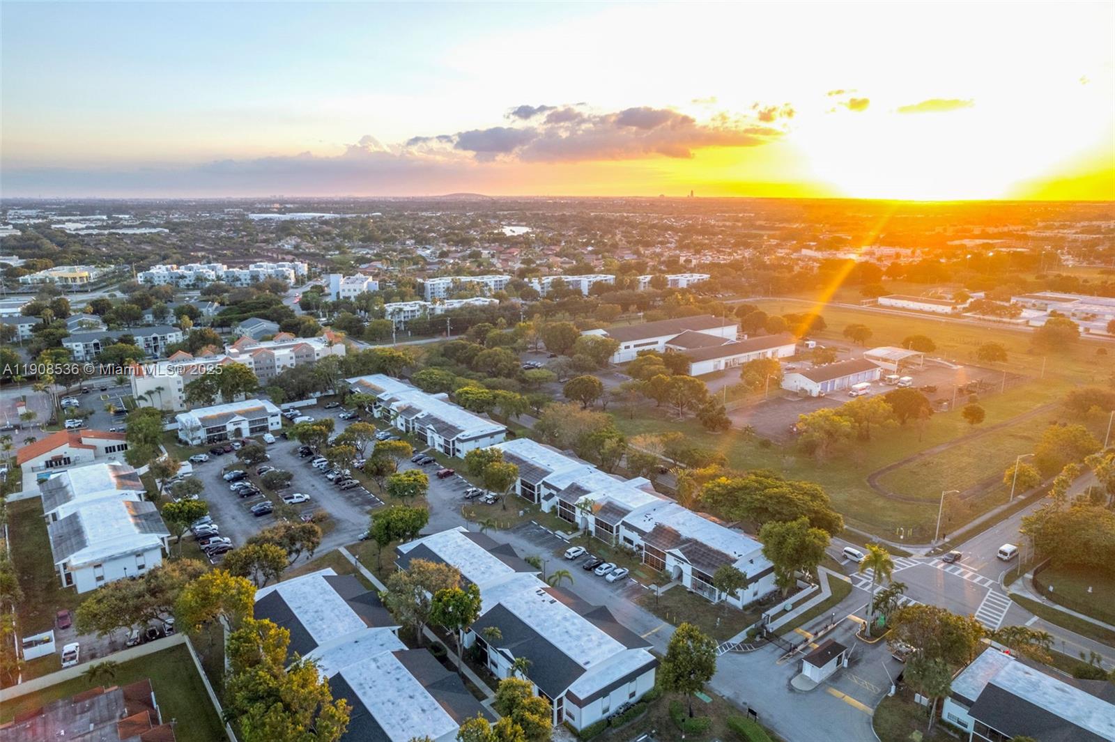 COUNTRYSIDE VILLAGE CONDO - Residential Lease