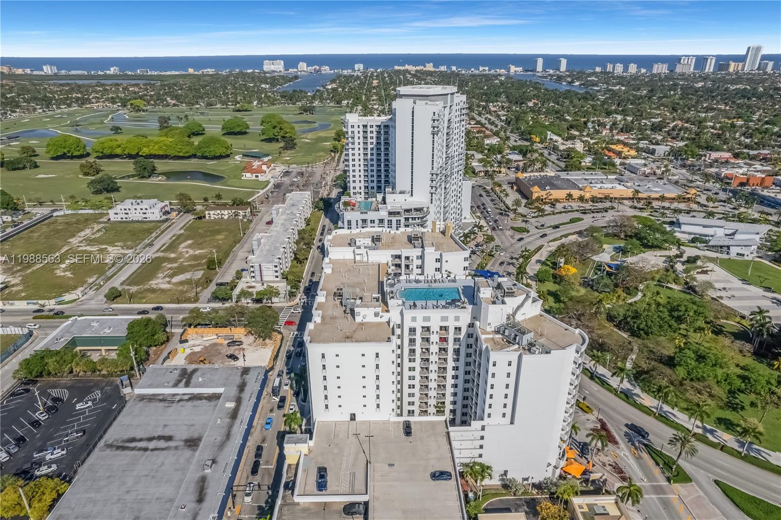 RADIUS CONDO - Residential