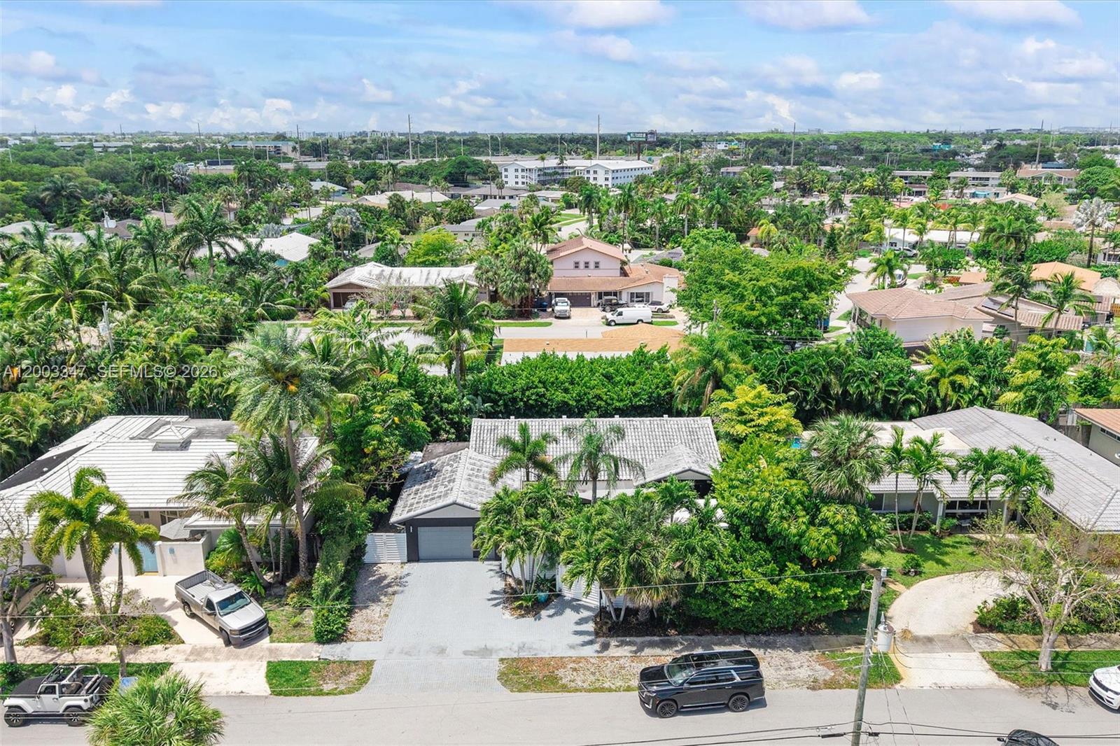 JENADA ISLE - Residential