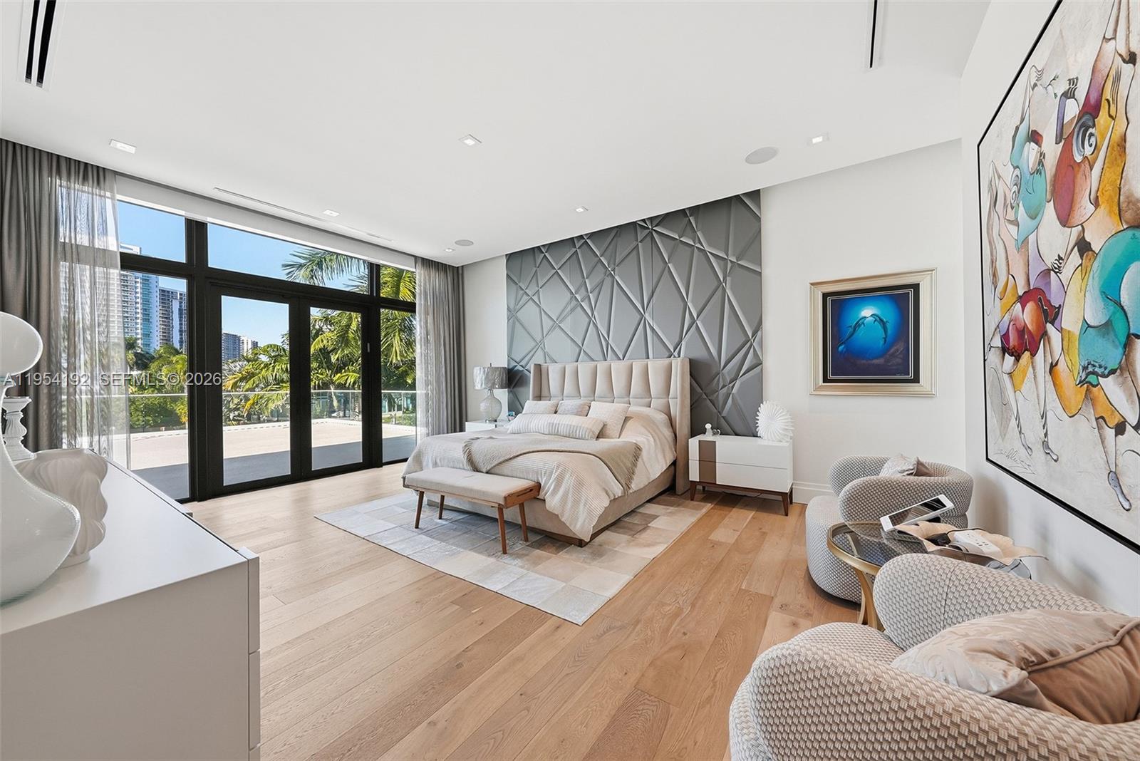 GOLDEN BEACH SEC E - Residential