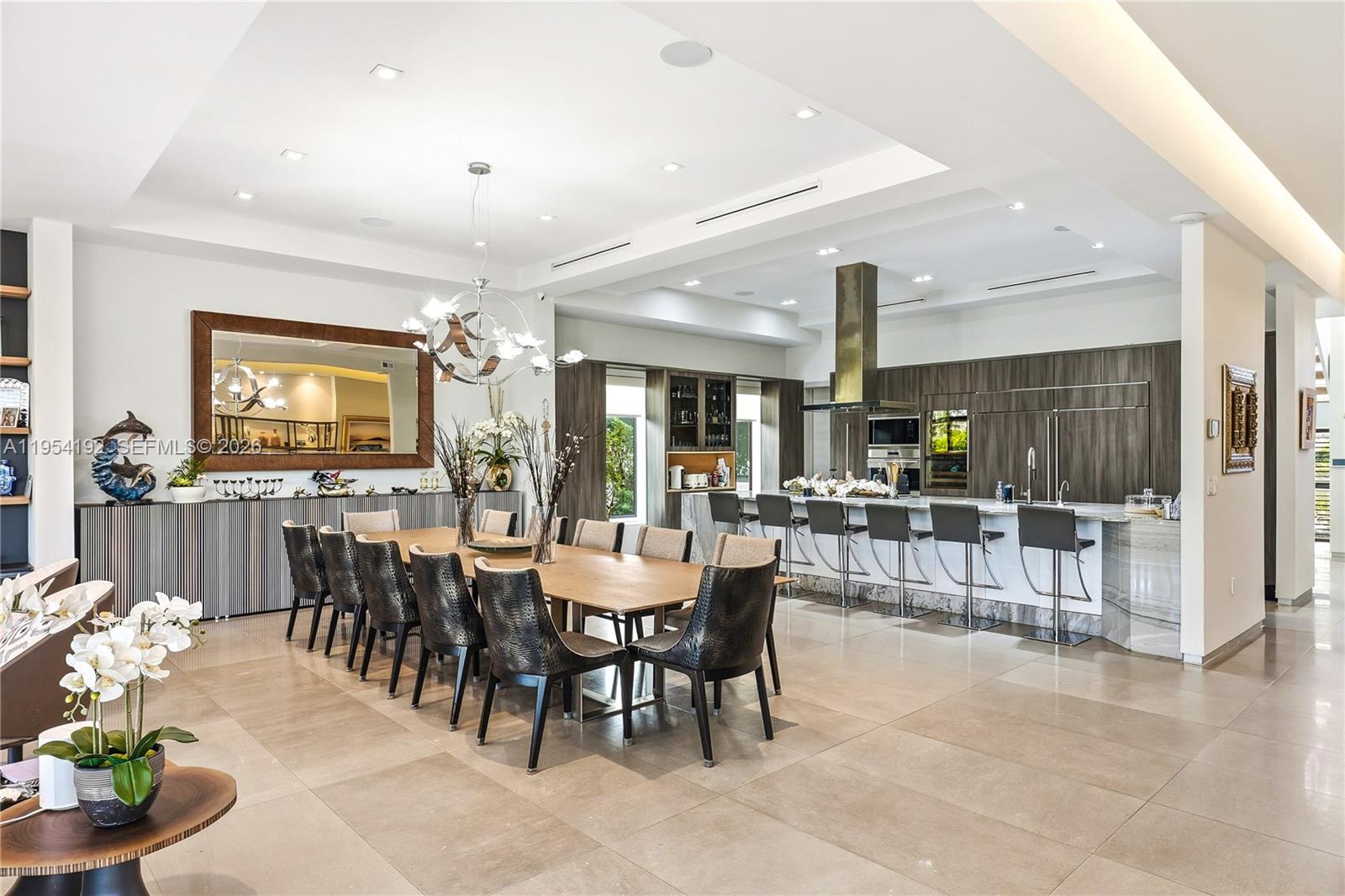 GOLDEN BEACH SEC E - Residential