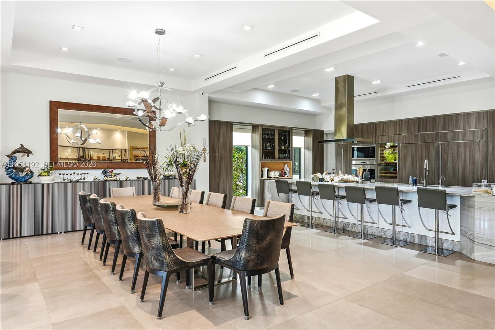 GOLDEN BEACH SEC E - Residential