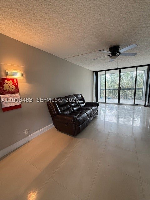 8429 Forest Hills Dr 301