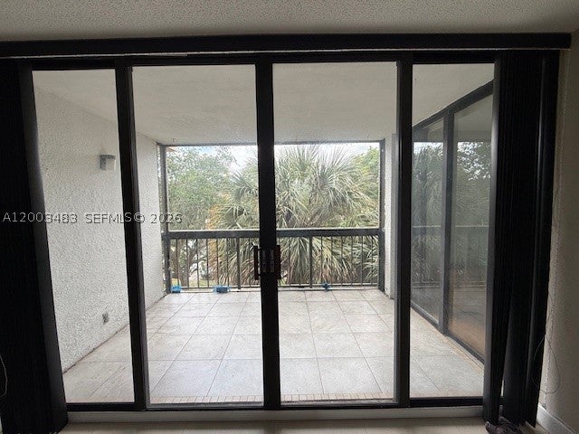 8429 Forest Hills Dr 301
