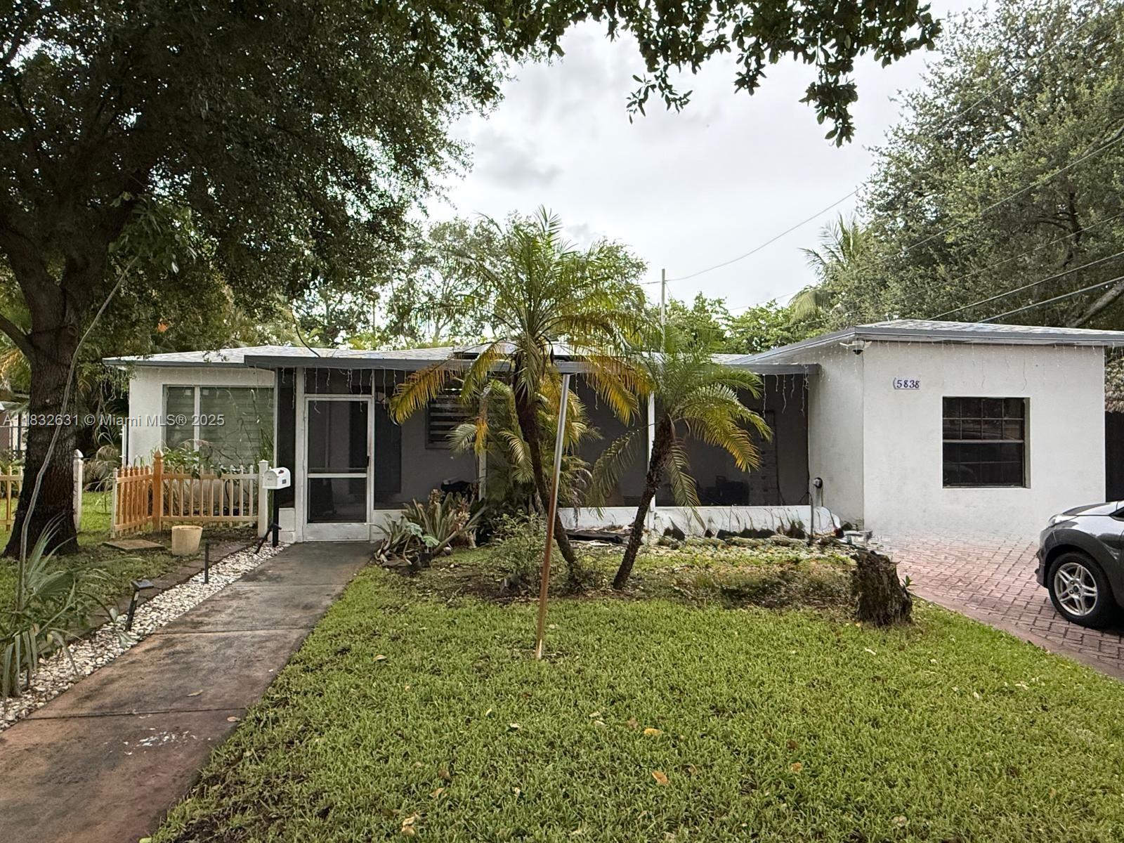 HILLSIDE PARK - Residential