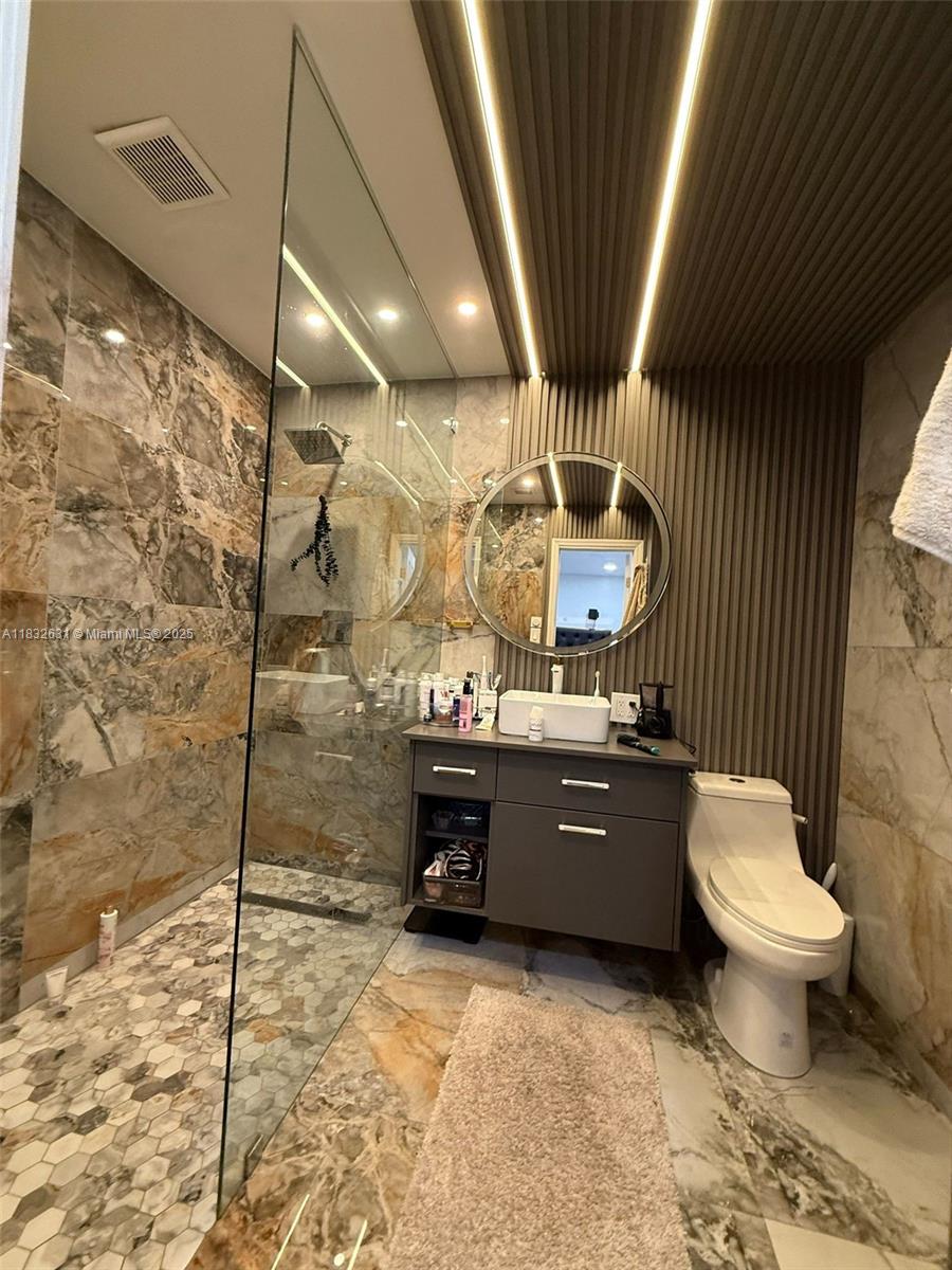 HILLSIDE PARK - Residential