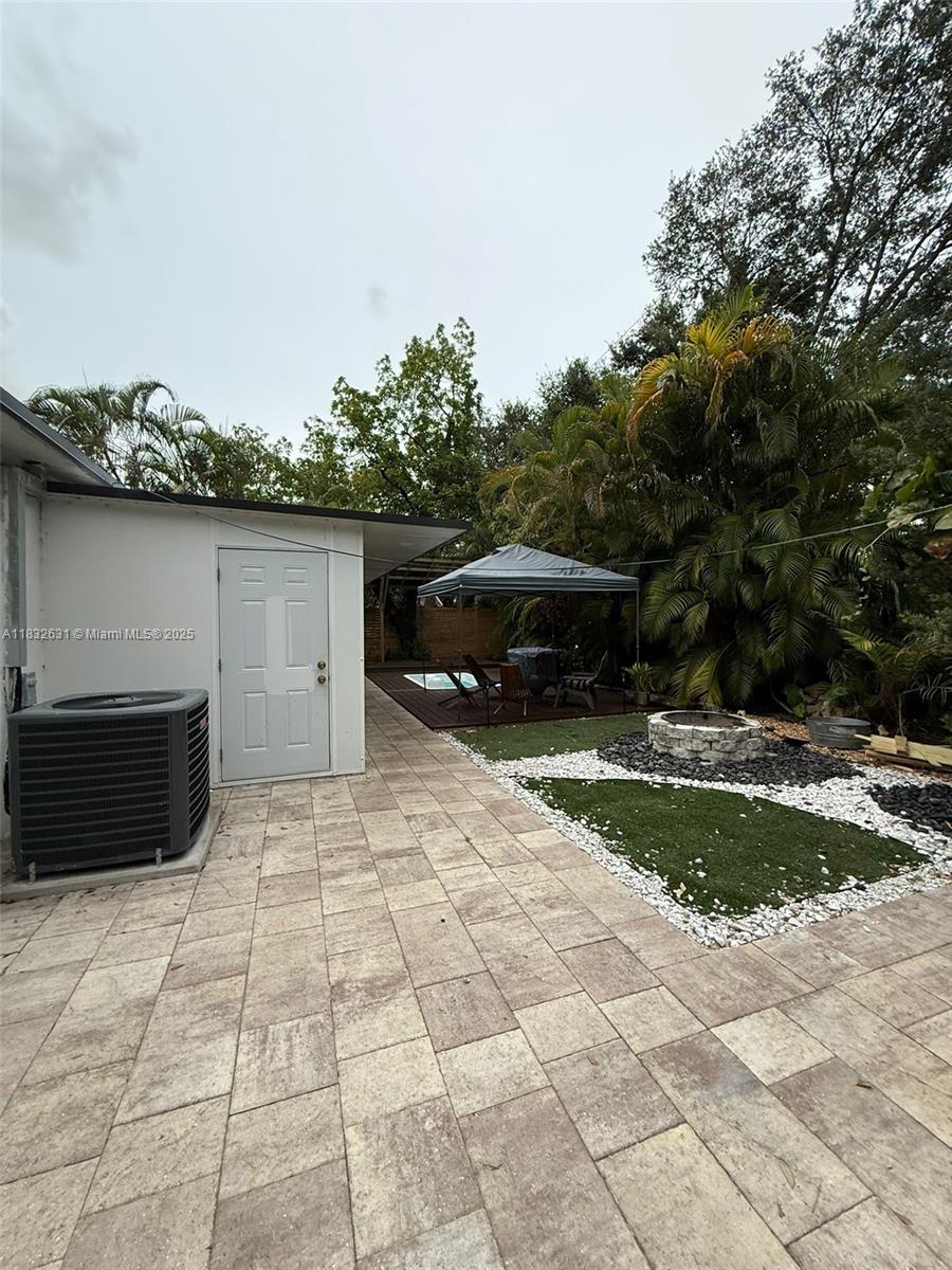 HILLSIDE PARK - Residential