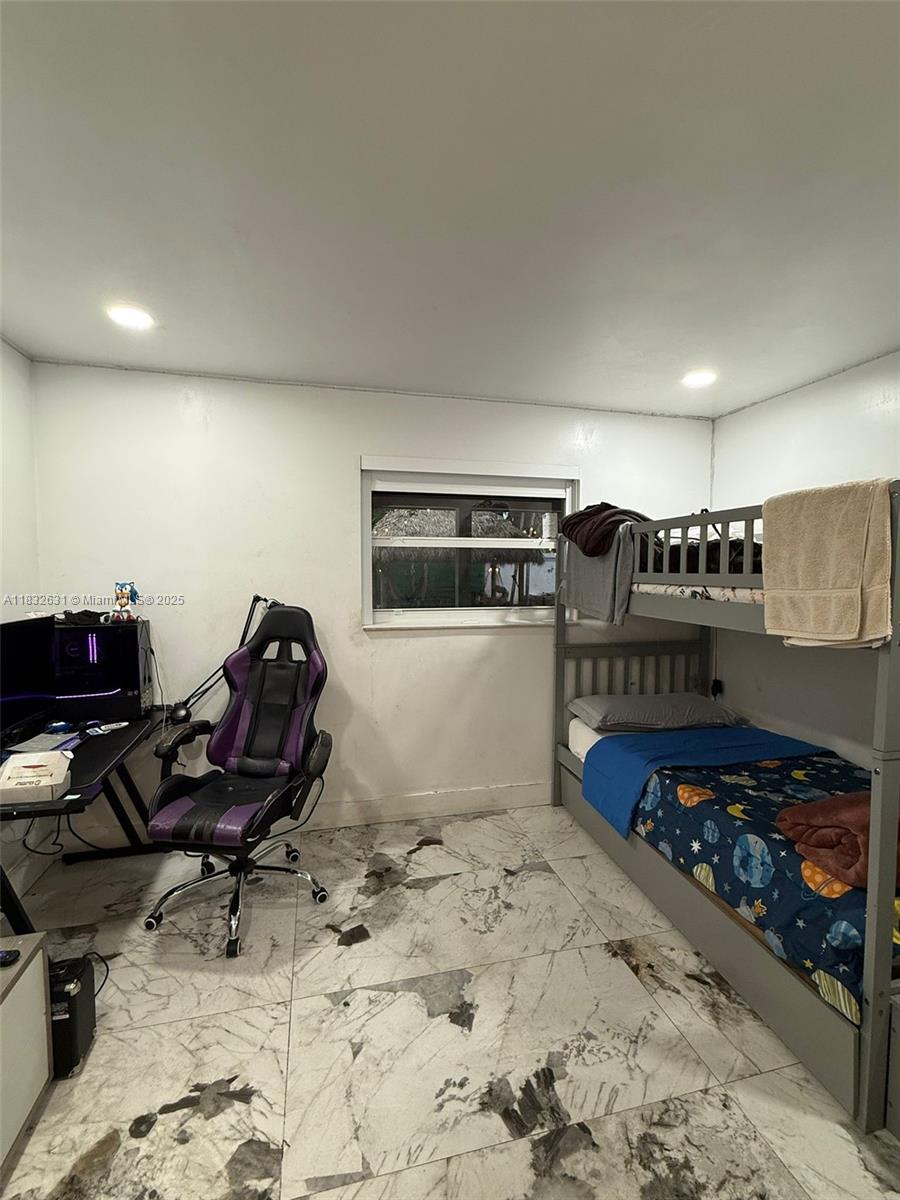 HILLSIDE PARK - Residential