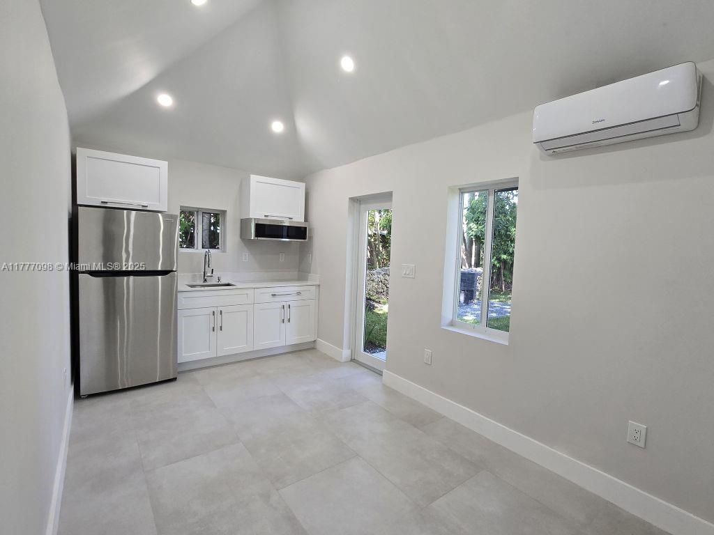 listing image 54