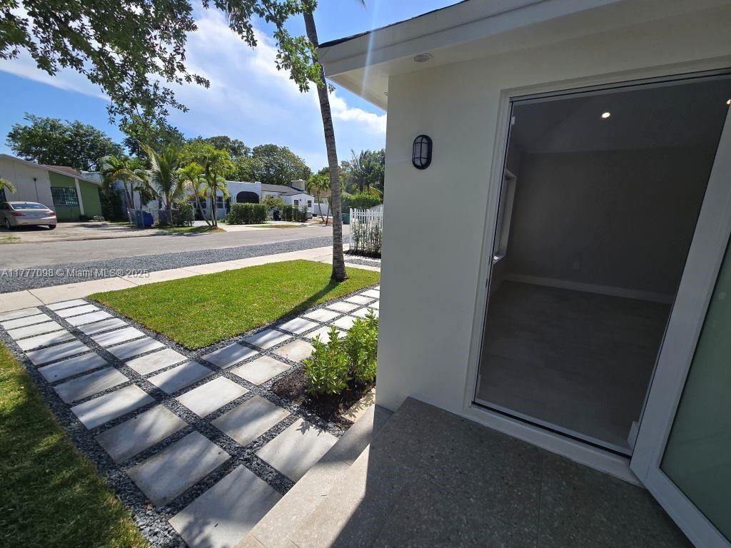listing image 52