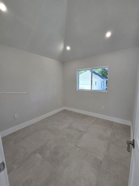 listing image 44