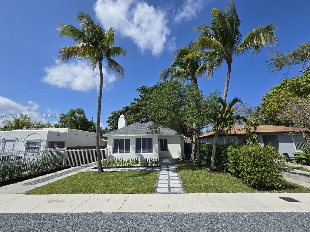 1923 Nw 48th St, Miami, Broward County, Florida - 2 Bedrooms  
1 Bathrooms - 
