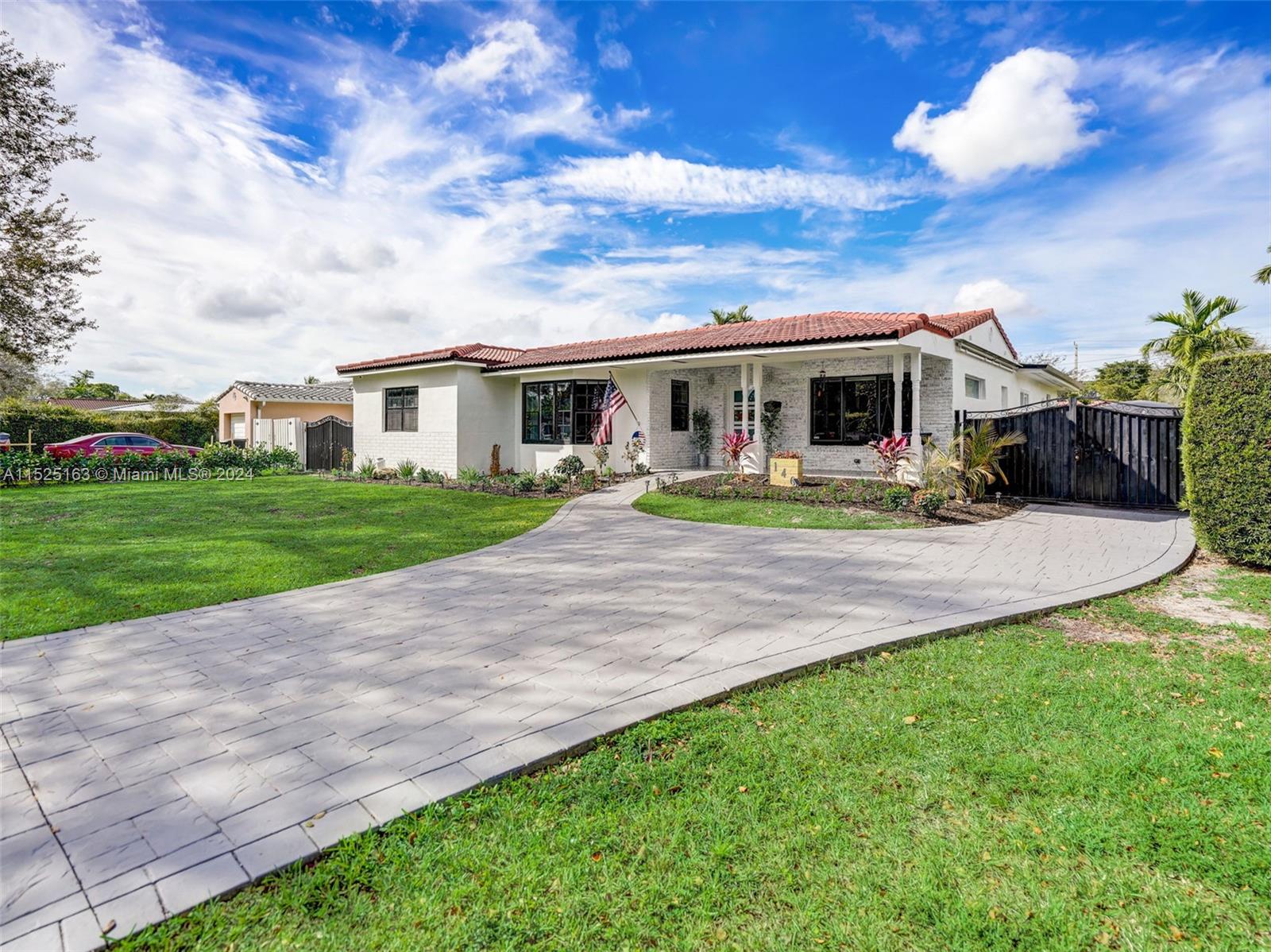 Property for Sale at 140 Pocatella St, Miami Springs, Miami-Dade County, Florida - Bedrooms: 4 
Bathrooms: 4  - $1,099,000
