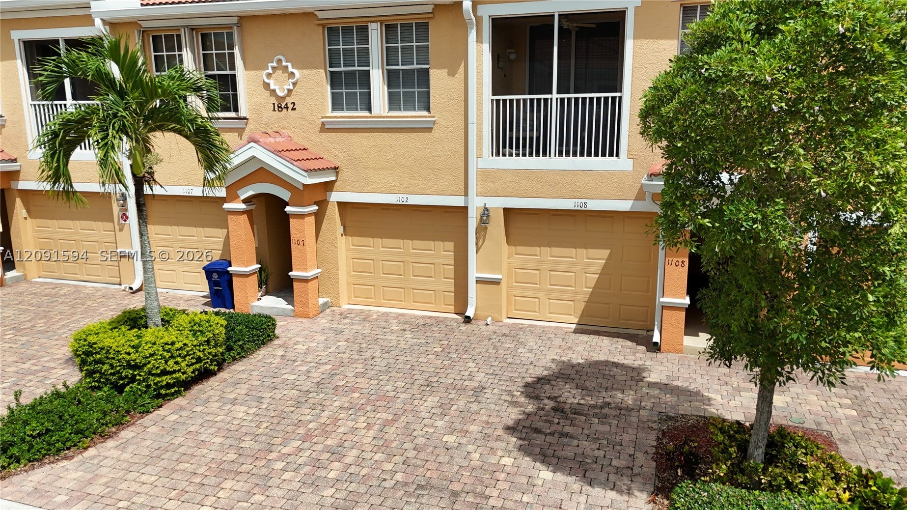 1842 CONCORDIA LAKE CIR 1102