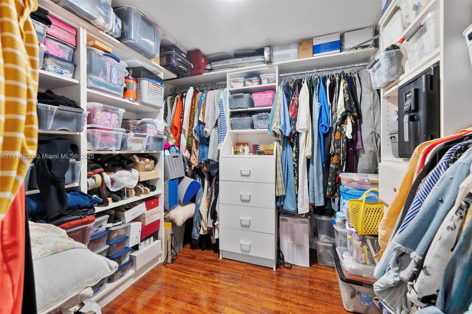 OCEANVIEW PARK CONDO - Residential