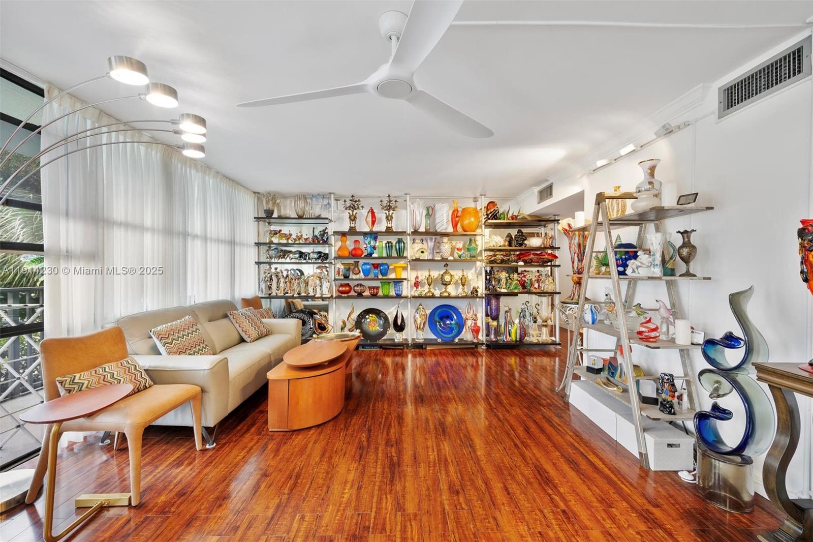 OCEANVIEW PARK CONDO - Residential