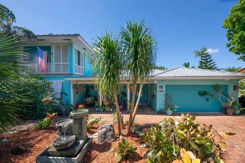 Photo of 3660 N 53rd Ave, Hollywood, FL 33021 (MLS # A12096257)